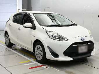 TOYOTA AQUA 2019 Image 5