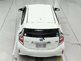 TOYOTA AQUA 2019 Image 8