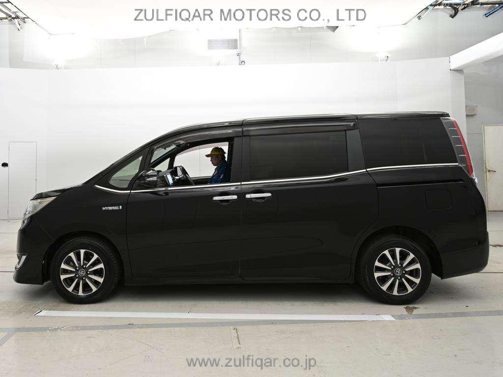 TOYOTA ESQUIRE 2018 Image 4