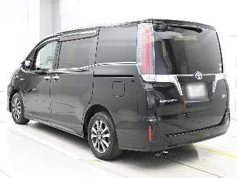 TOYOTA ESQUIRE 2018 Image 6