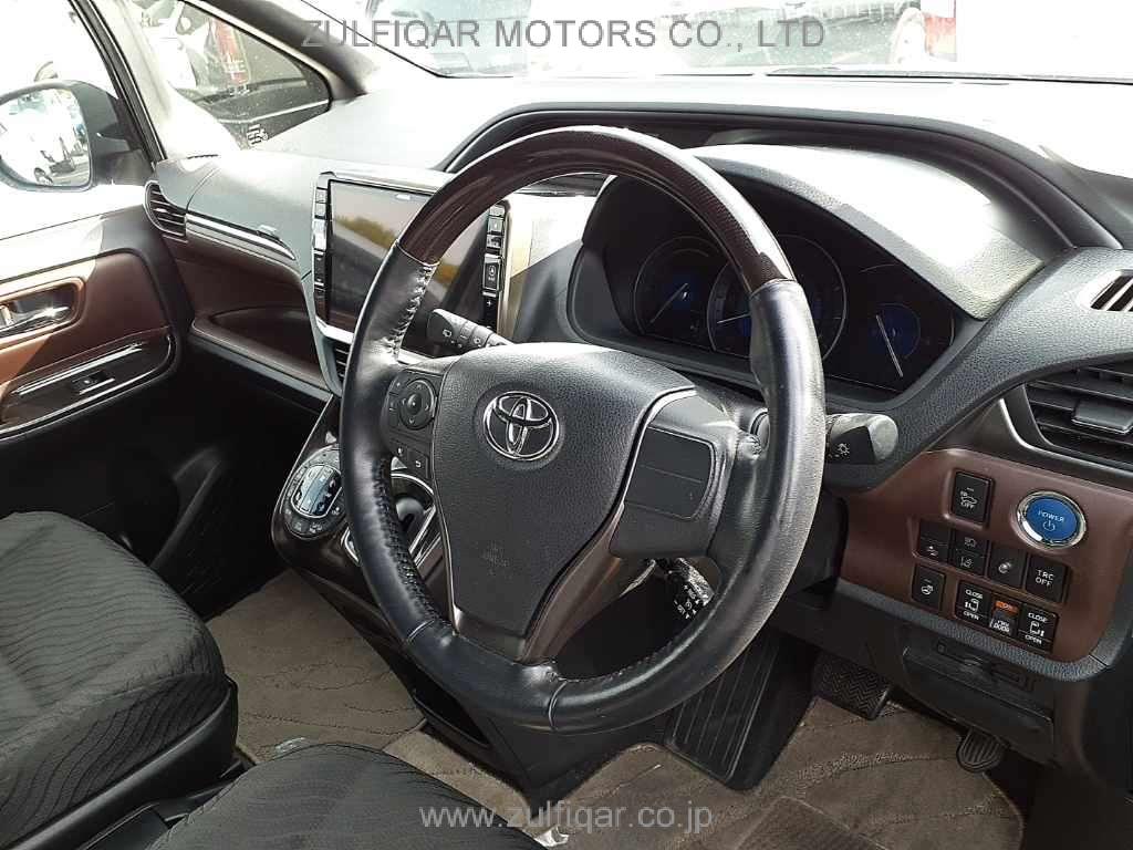 TOYOTA ESQUIRE 2018 Image 9