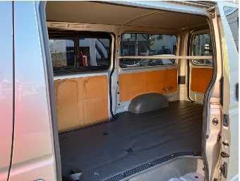 TOYOTA HIACE 2014 Image 17