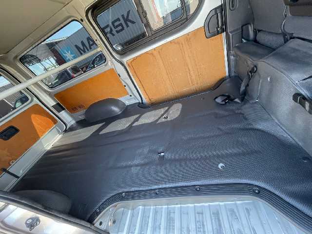 TOYOTA HIACE 2014 Image 37