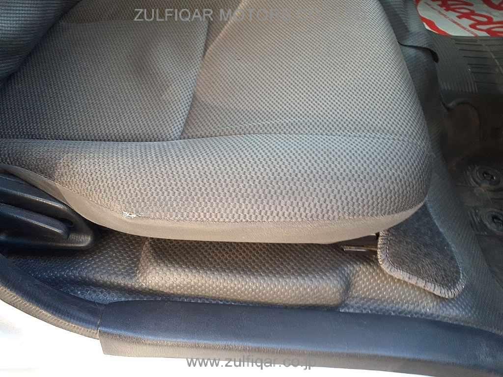 TOYOTA HIACE 2014 Image 10