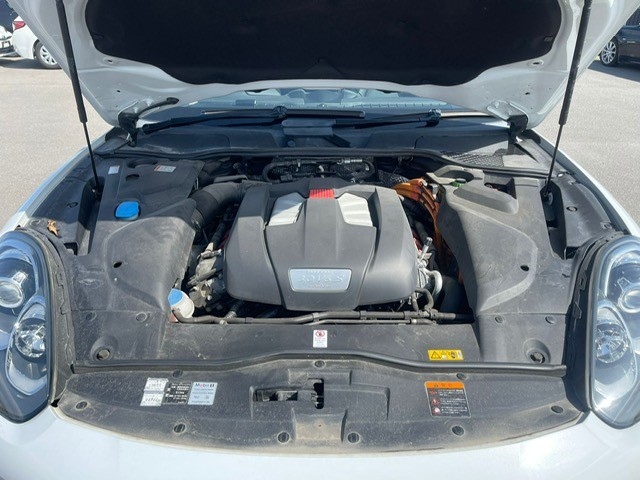PORSCHE CAYENNE 2015 Image 23