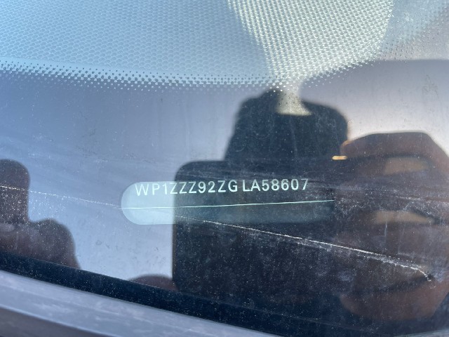 PORSCHE CAYENNE 2015 Image 24