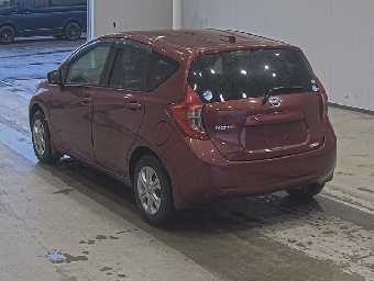 NISSAN NOTE 2015 Image 2