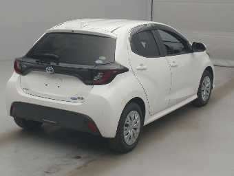 TOYOTA YARIS 2021 Image 2