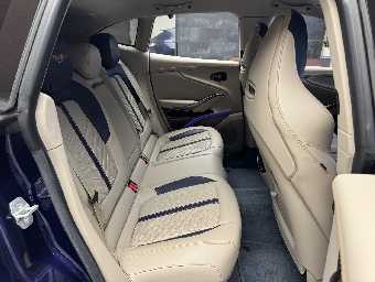 ASTON MARTIN DBX 2023 Image 18