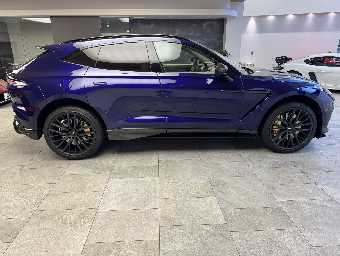 ASTON MARTIN DBX 2023 Image 4