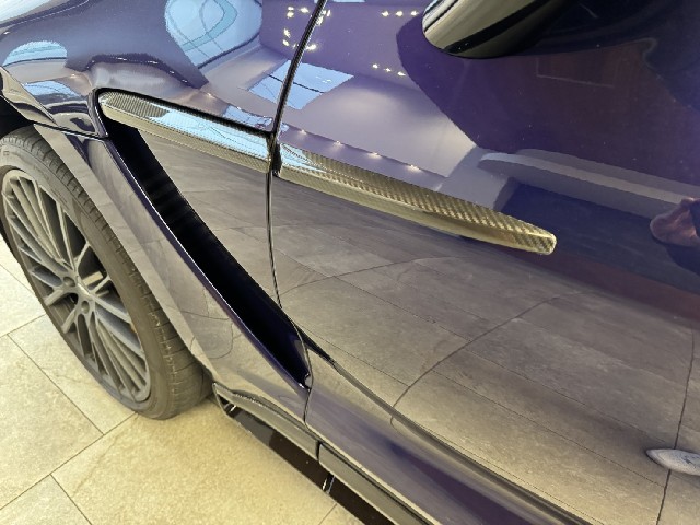 ASTON MARTIN DBX 2023 Image 34