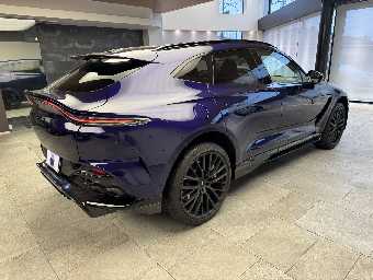 ASTON MARTIN DBX 2023 Image 5