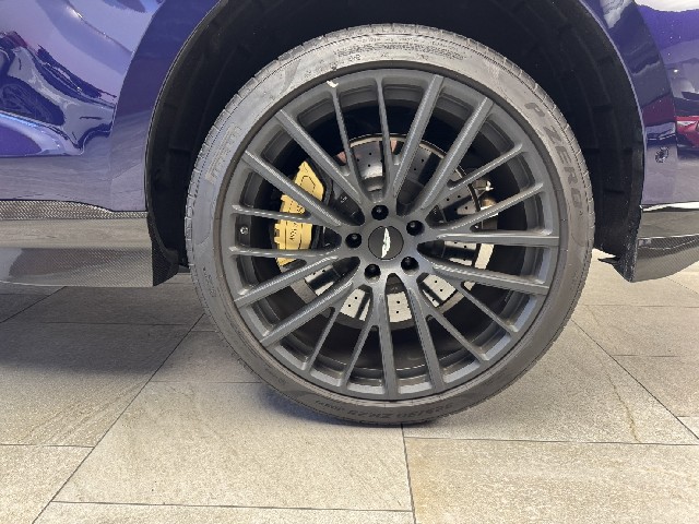 ASTON MARTIN DBX 2023 Image 41