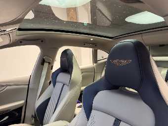 ASTON MARTIN DBX 2023 Image 50