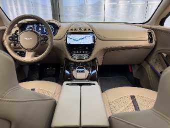 ASTON MARTIN DBX 2023 Image 53