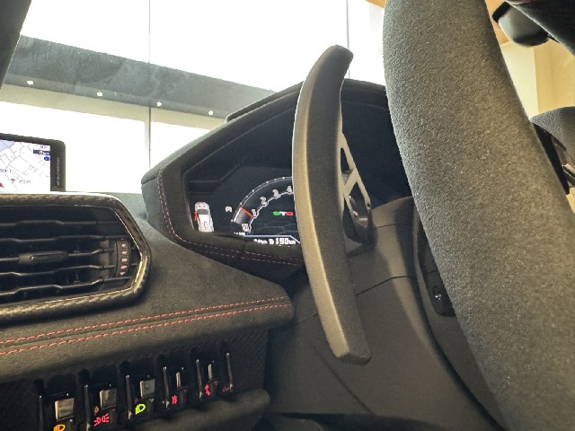 LAMBORGHINI HURACAN 2023 Image 50