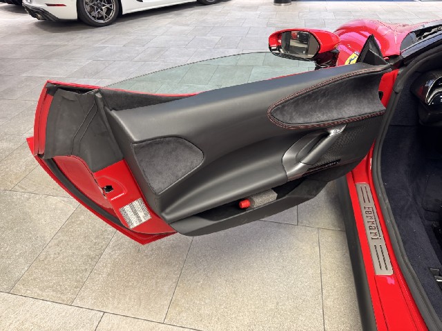 FERRARI SF90 STRADALE 2022 Image 31