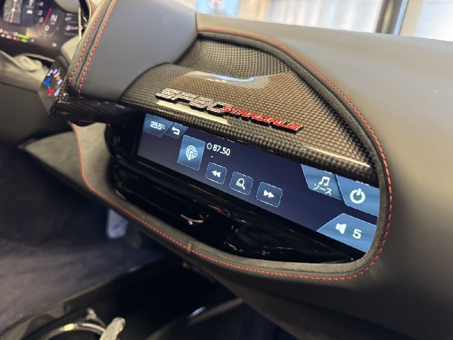 FERRARI SF90 STRADALE 2022 Image 38