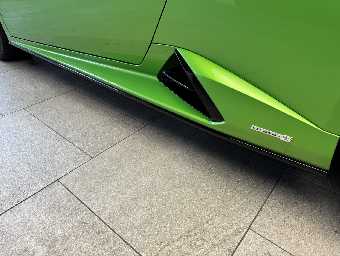 LAMBORGHINI HURACAN 2024 Image 12