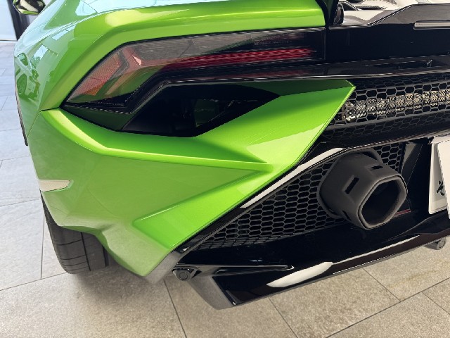 LAMBORGHINI HURACAN 2024 Image 21