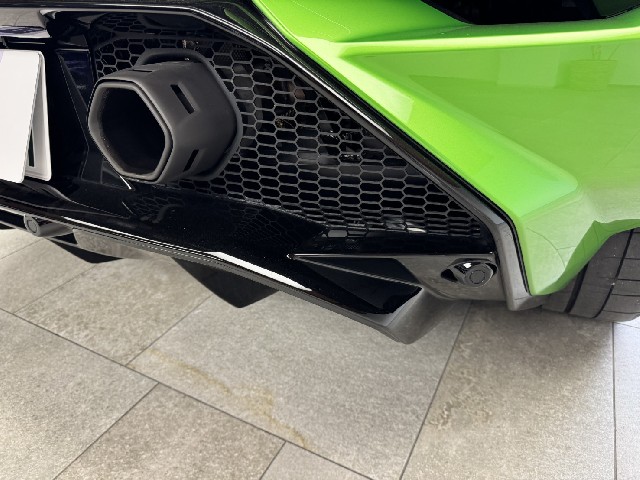 LAMBORGHINI HURACAN 2024 Image 23