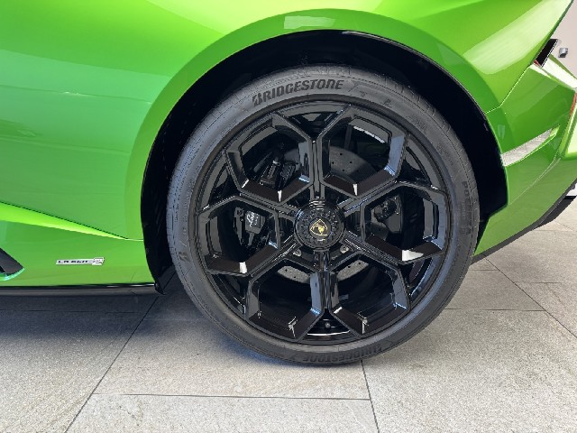 LAMBORGHINI HURACAN 2024 Image 26