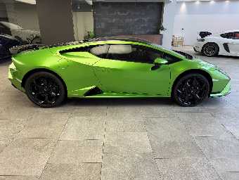 LAMBORGHINI HURACAN 2024 Image 4