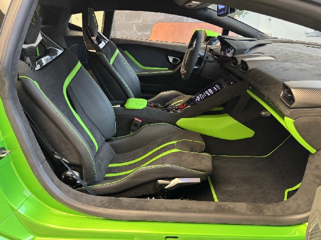 LAMBORGHINI HURACAN 2024 Image 34