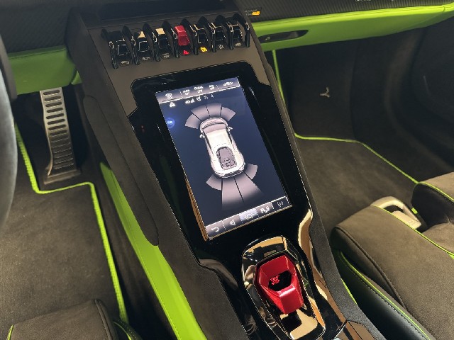 LAMBORGHINI HURACAN 2024 Image 48