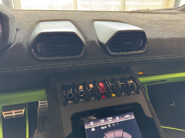 LAMBORGHINI HURACAN 2024 Image 50