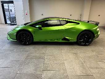 LAMBORGHINI HURACAN 2024 Image 8