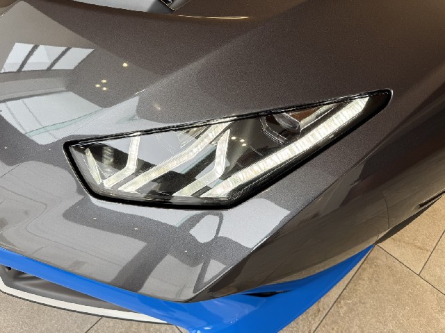 LAMBORGHINI HURACAN 2021 Image 23