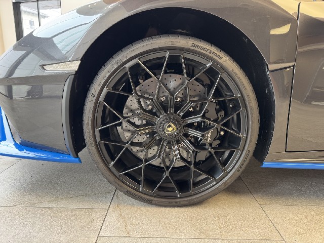 LAMBORGHINI HURACAN 2021 Image 35