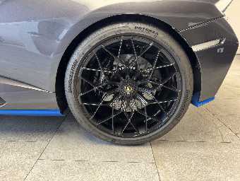 LAMBORGHINI HURACAN 2021 Image 30