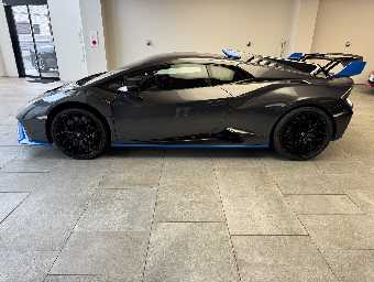 LAMBORGHINI HURACAN 2021 Image 8