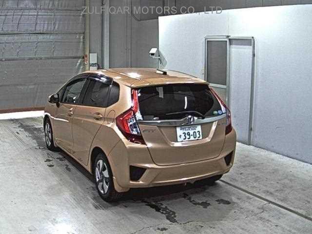HONDA FIT HYBRID 2014 Image 2