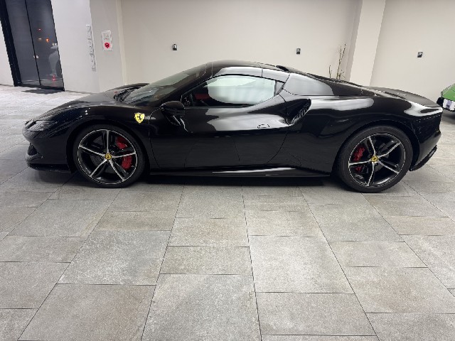 FERRARI 296GTS 2025 Image 22