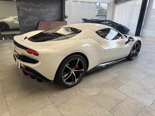 FERRARI 296GTS 2025 Image 19