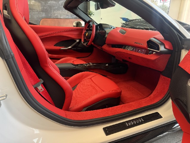 FERRARI 296GTS 2025 Image 27