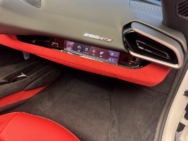 FERRARI 296GTS 2026 Image 31