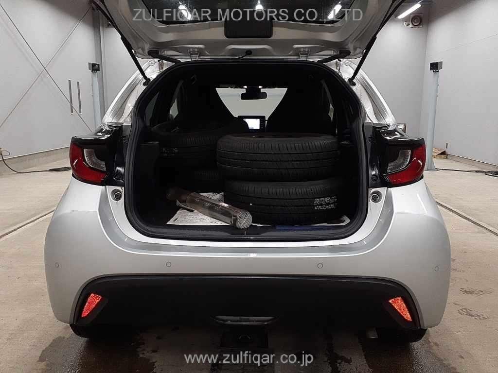 TOYOTA YARIS 2021 Image 11