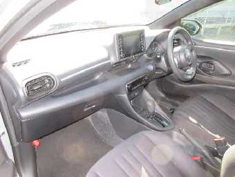 TOYOTA YARIS 2021 Image 14