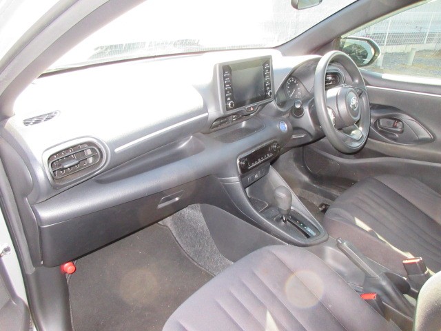 TOYOTA YARIS 2021 Image 20