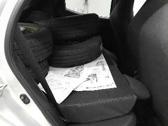 TOYOTA YARIS 2021 Image 10