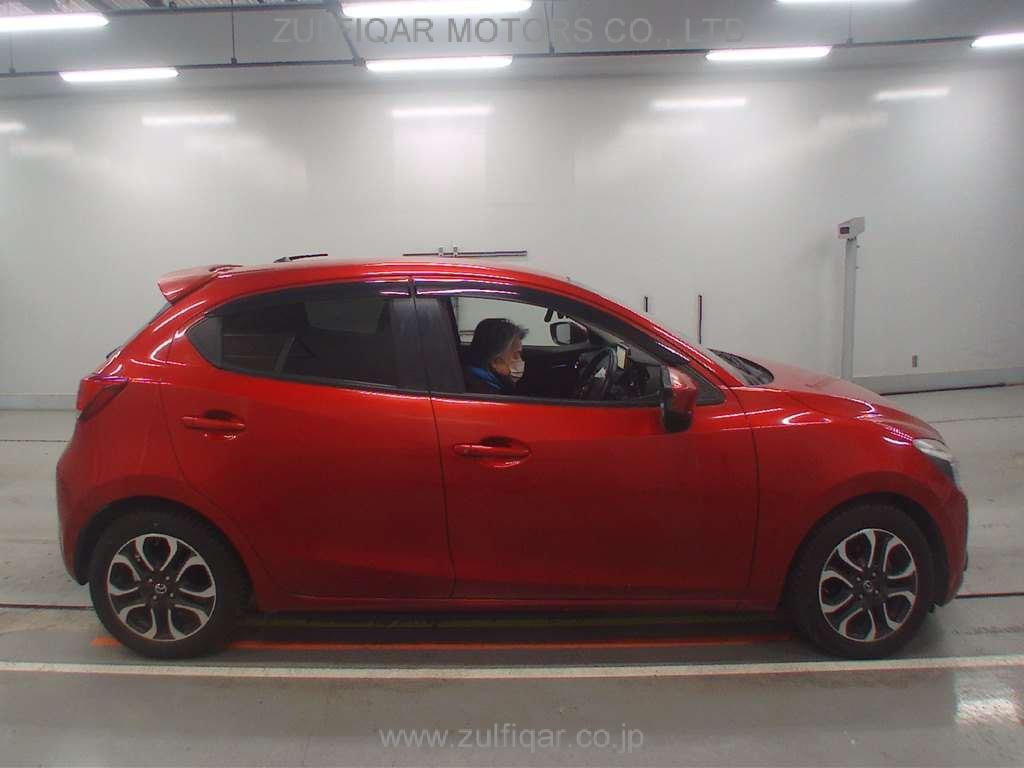 MAZDA DEMIO 2015 Image 3