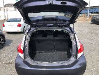 TOYOTA AQUA 2015 Image 8