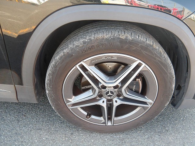 MERCEDES BENZ GLA CLASS 2023 Image 25