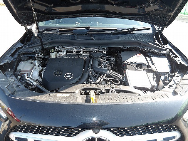 MERCEDES BENZ GLA CLASS 2023 Image 26