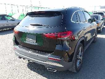 MERCEDES BENZ GLA CLASS 2023 Image 4