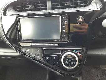 TOYOTA AQUA 2019 Image 12